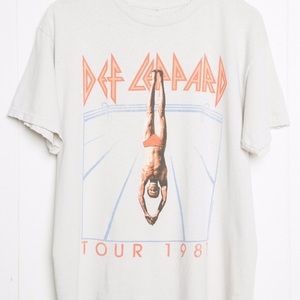 Brandy Melville Def Leppard Band Tee